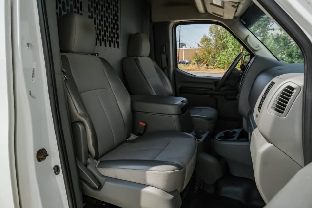 Used 2017 Nissan NV 3500 SL w/ Technology Package RWD image 31