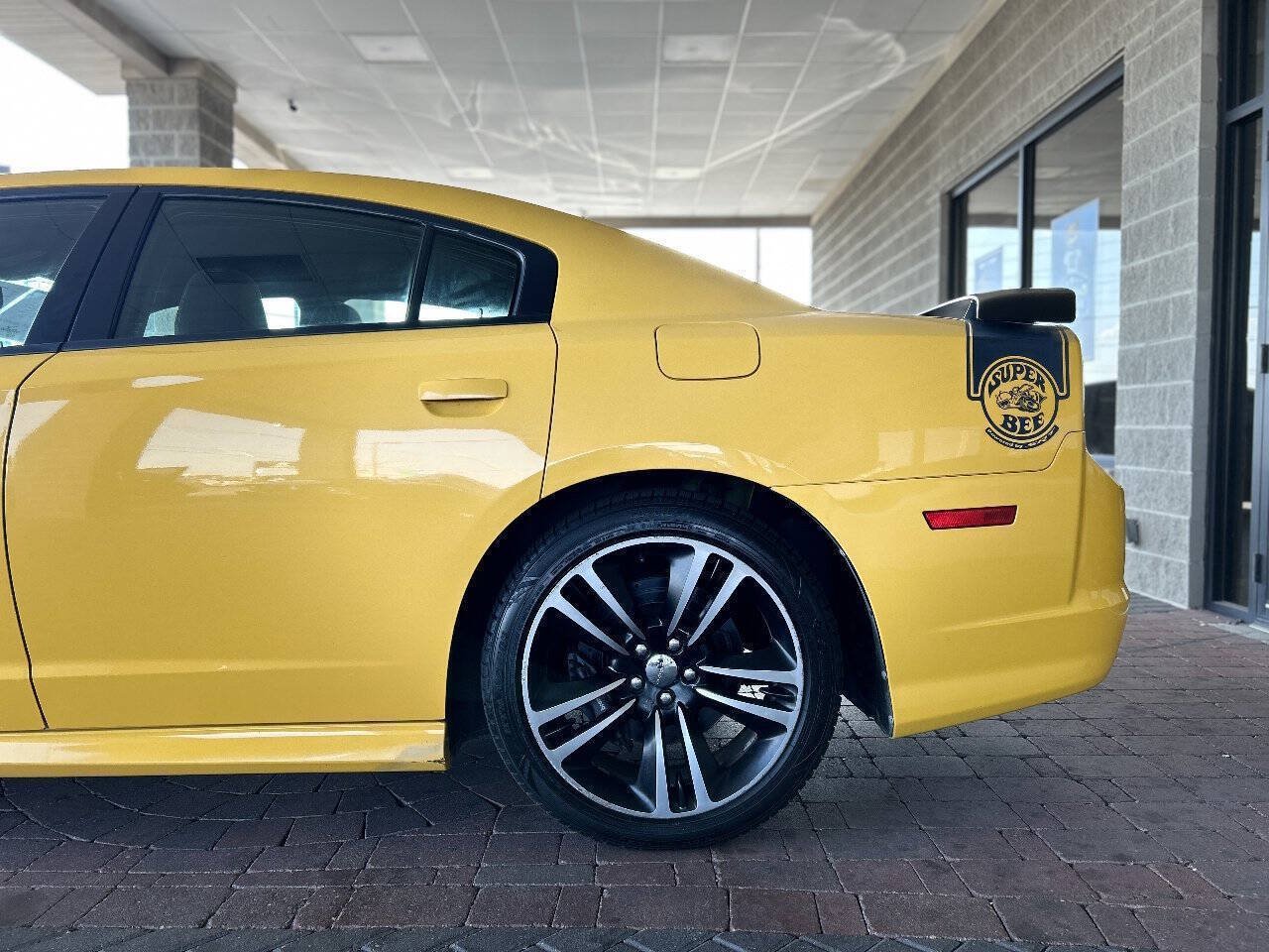 Used 2012 Dodge Charger SRT8 Super Bee w/ Premium Audio Group II RWD image 5