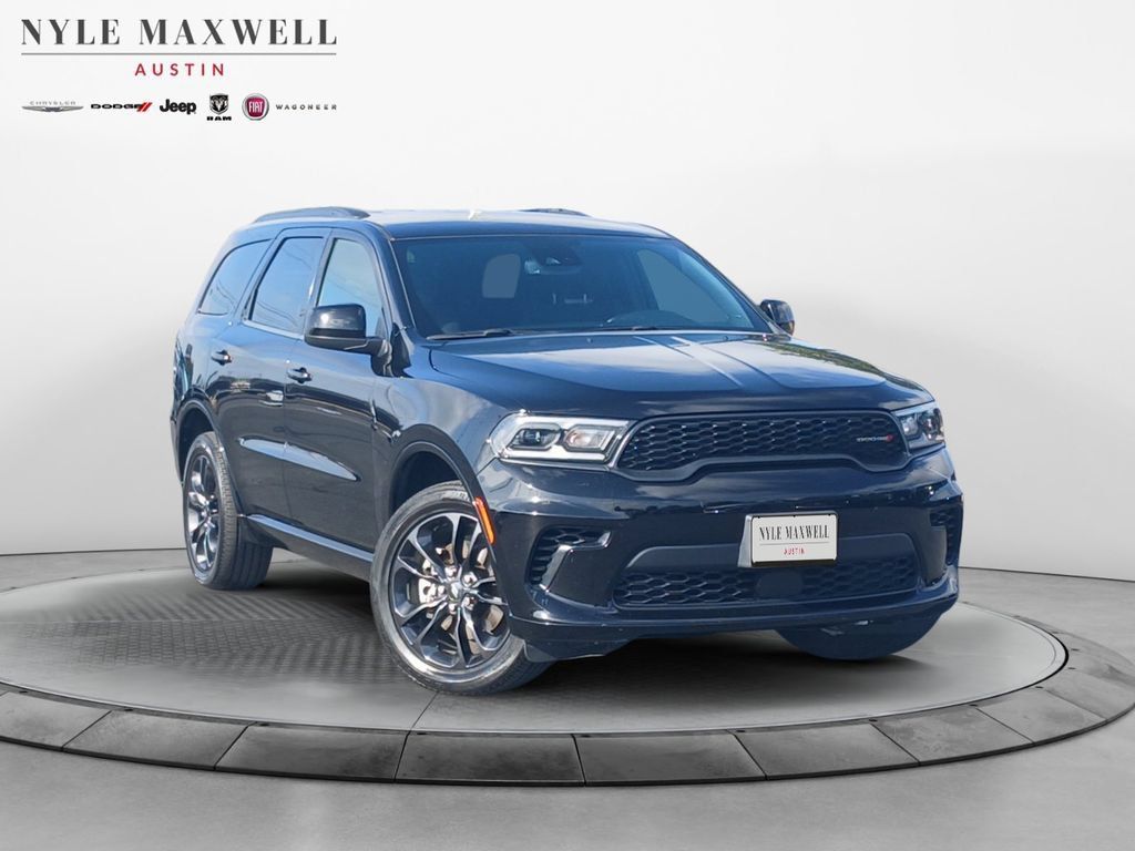 Used 2023 Dodge Durango GT AWD/4WD image 2