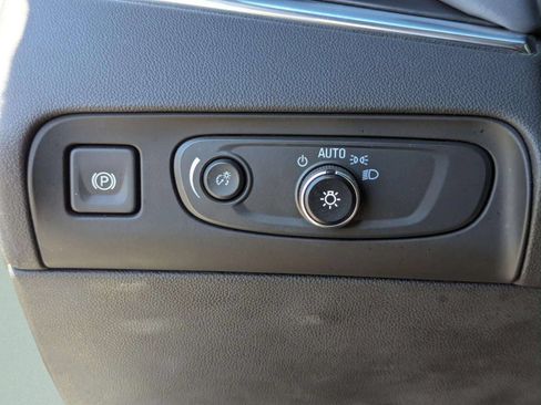 Used 2020 Buick Enclave Premium w/ Trailering Package, 5000 lbs. AWD/4WD image 13