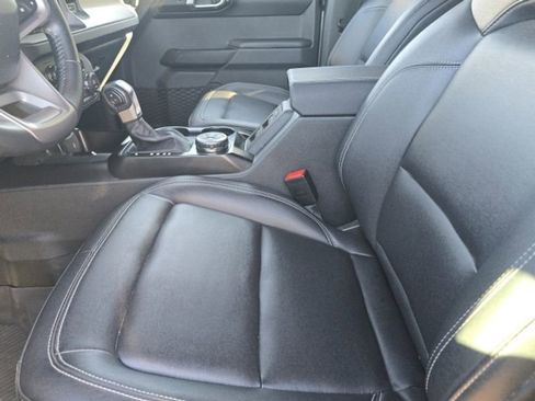 Used 2025 Ford Bronco Big Bend image 9