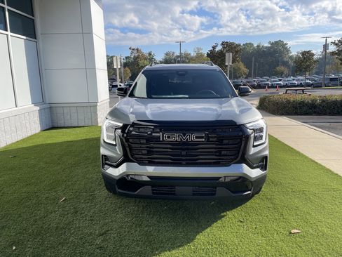 New 2026 GMC Terrain Elevation w/ Black Edition image 2