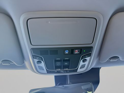Used 2022 Honda Pilot Elite image 24