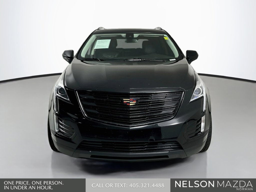 Used 2017 Cadillac XT5 Luxury w/ Driver Awareness Package FWD image 2