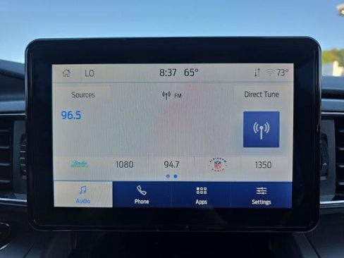 Certified 2022 Ford Explorer XLT w/ Equipment Group 202A AWD/4WD image 33