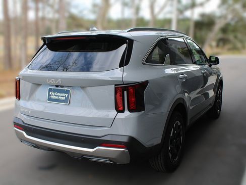 New 2026 Kia Sorento S image 12