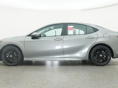 New 2026 Toyota Camry SE FWD image 17