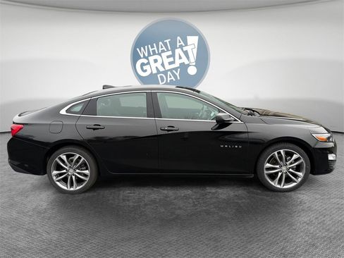 Used 2023 Chevrolet Malibu LT image 2