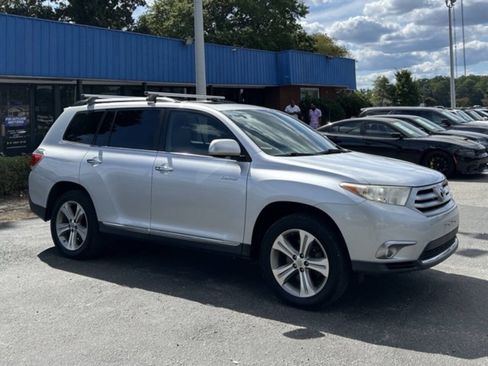 Used 2011 Toyota Highlander Limited image 8