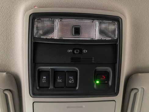 Used 2024 Toyota 4Runner SR5 AWD/4WD image 30