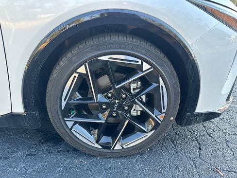 New 2025 Kia K4 GT-Line image 12