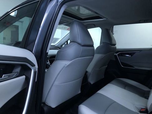 Certified 2023 Toyota RAV4 XLE Premium image 19