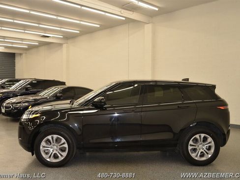 Used 2020 Land Rover Range Rover Evoque S image 4