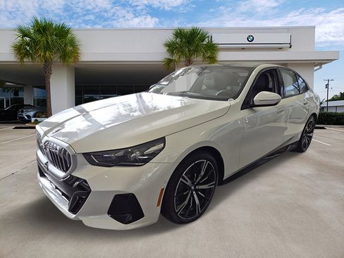 New 2026 BMW 530i xDrive w/ M Sport Package image 1