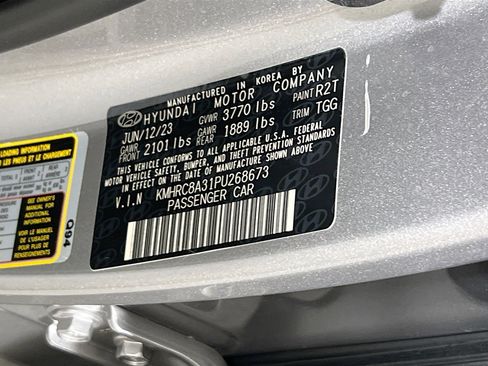 Used 2023 Hyundai Venue SEL w/ Cargo Package FWD image 30