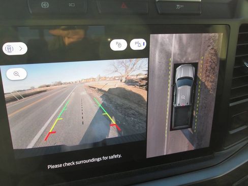 Used 2024 Ford F250 Lariat AWD/4WD image 24
