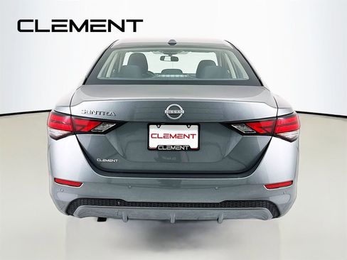 Used 2025 Nissan Sentra SV FWD image 8
