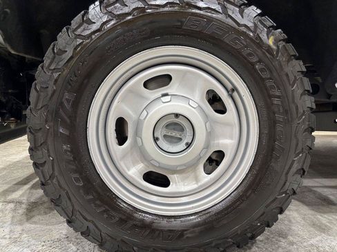 Used 2022 Ford F250 XL w/ Power Equipment Group AWD/4WD image 26