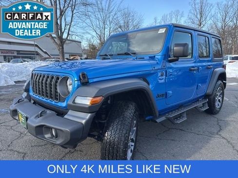 Used 2025 Jeep Wrangler Sport S image 3