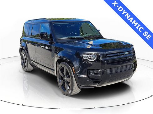 Used 2024 Land Rover Defender 110 X-Dynamic SE image 1