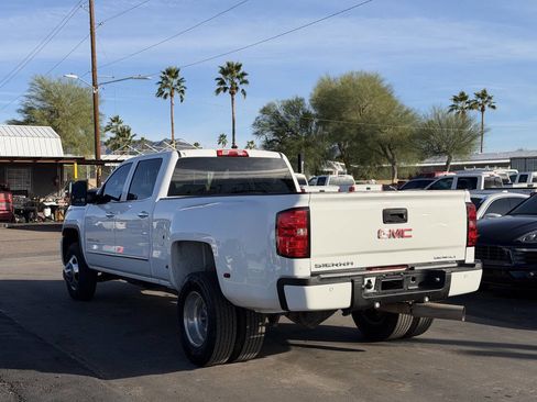 Used 2015 GMC Sierra 3500 Denali w/ Duramax Plus Package image 9