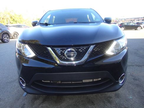Used 2018 Nissan Rogue Sport SV w/ SV All-Weather Package image 2