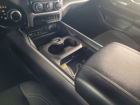 Used 2019 RAM 1500 Big Horn AWD/4WD image 26