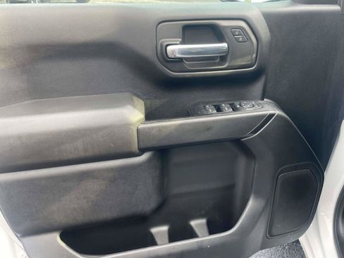 Used 2022 Chevrolet Silverado 1500 Custom RWD image 15