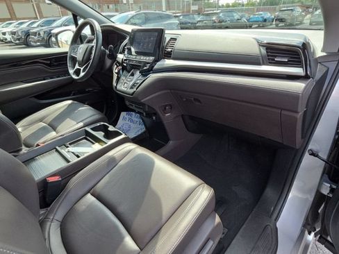 Used 2023 Honda Odyssey Touring image 14