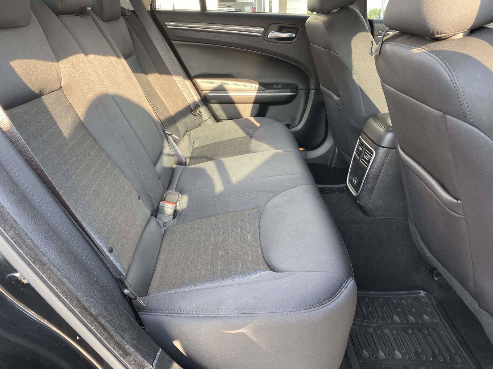Used 2021 Chrysler 300 Touring w/ Sport Appearance Package RWD image 15