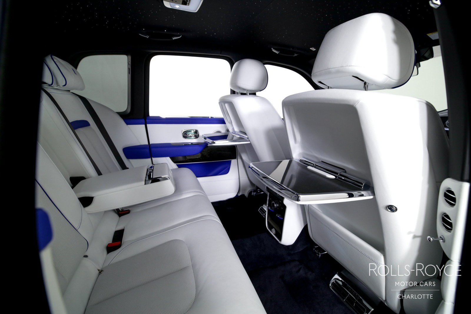 Certified 2024 Rolls-Royce Cullinan AWD/4WD image 30