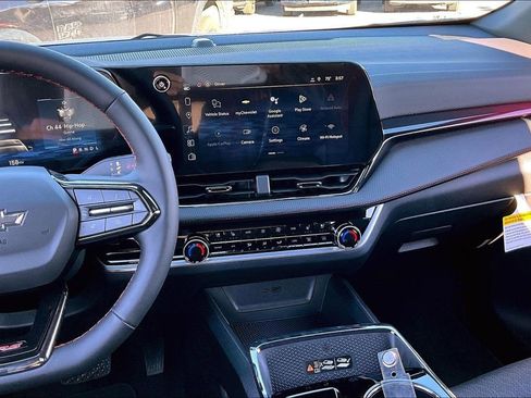 New 2026 Chevrolet Equinox RS w/ Convenience Package III image 7