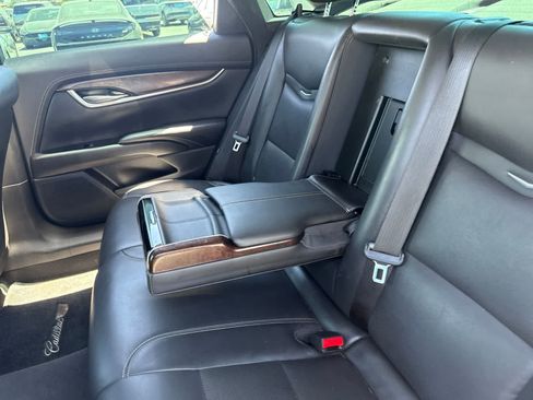 Used 2019 Cadillac XTS Luxury FWD image 18