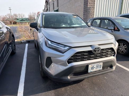 Certified 2025 Toyota RAV4 LE image 3