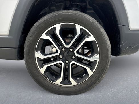 Used 2022 Jeep Compass Limited AWD/4WD image 12