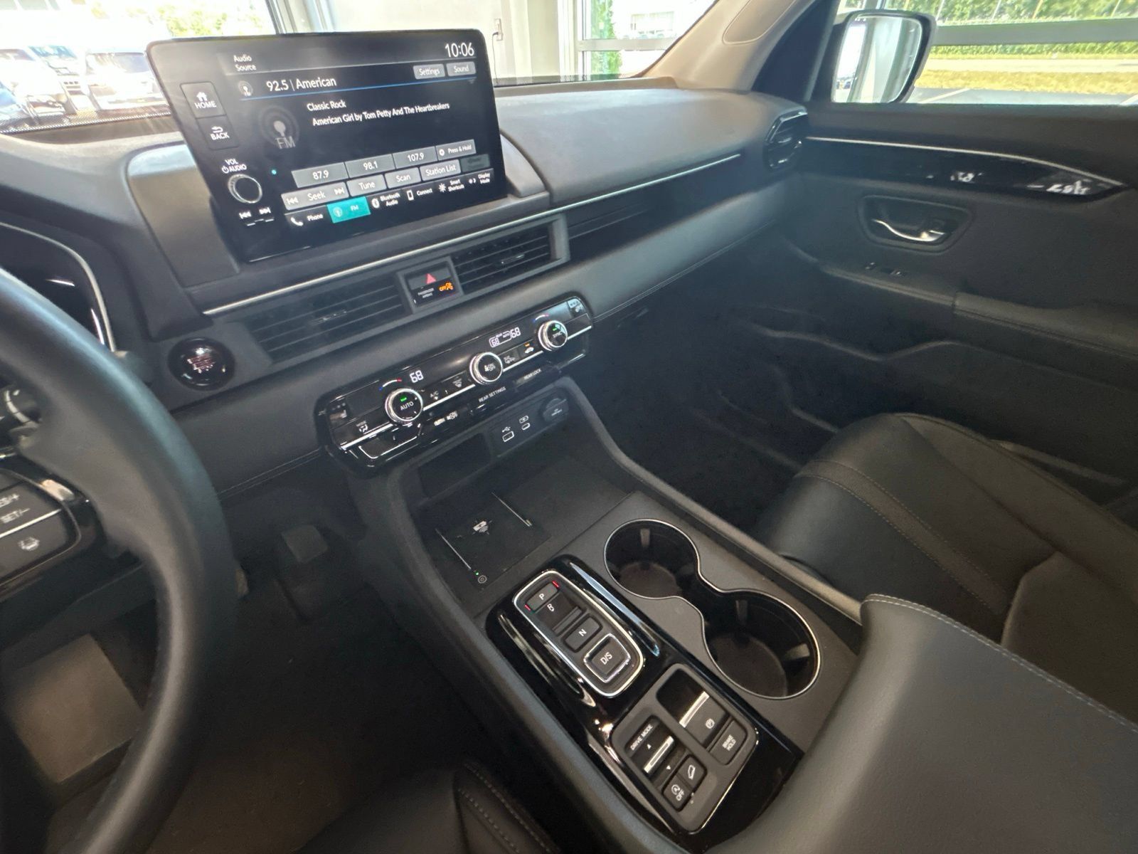Used 2025 Honda Pilot EX-L image 25