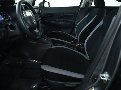 Certified 2025 Nissan Versa S w/ Trunk Package image 18