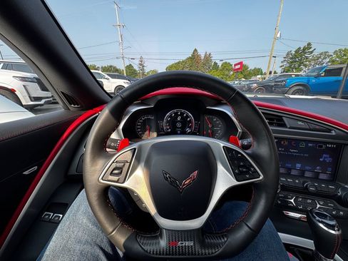 Used 2019 Chevrolet Corvette Z06 RWD image 15