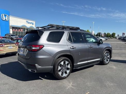 New 2026 Honda Pilot Elite image 3