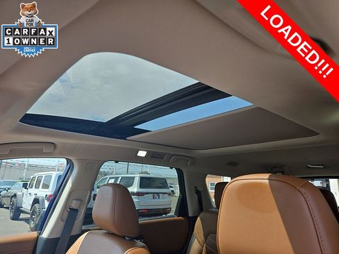 Used 2023 Nissan Pathfinder Platinum AWD/4WD image 15