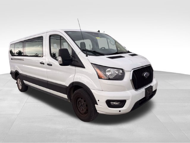 Used 2024 Ford Transit 350 XLT RWD image 3
