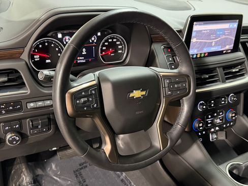 Used 2021 Chevrolet Tahoe High Country w/ Premium Package AWD/4WD image 14