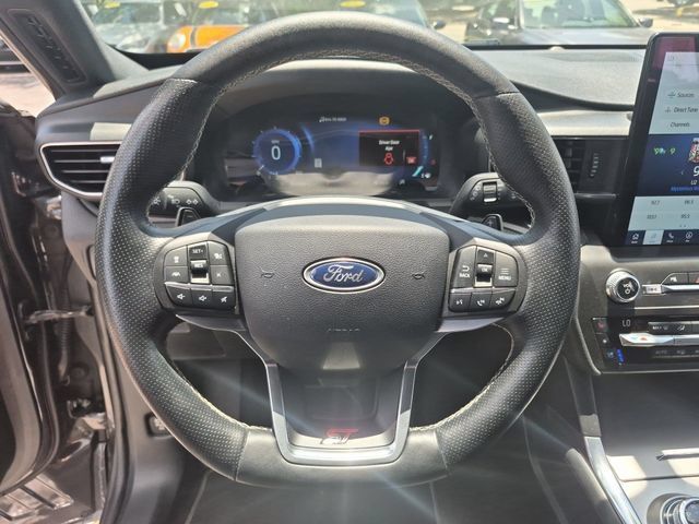 Used 2020 Ford Explorer ST w/ Premium Technology Package AWD/4WD image 12