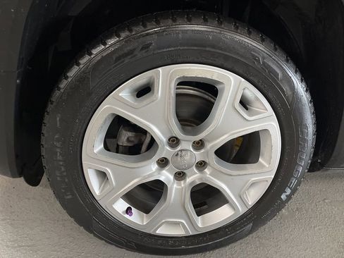 Used 2015 Jeep Renegade Limited FWD image 5