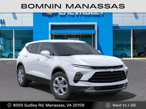 New 2025 Chevrolet Blazer LT image 7