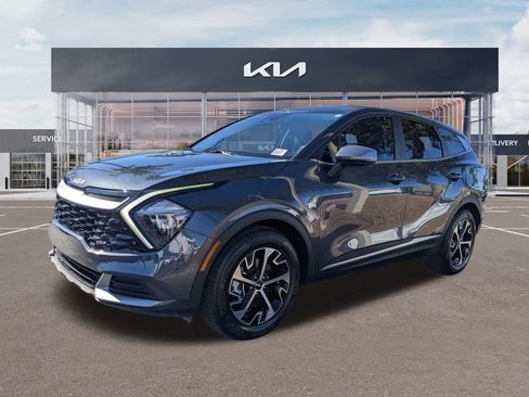 Certified 2023 Kia Sportage EX image 6