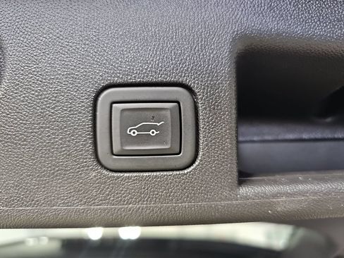 Certified 2024 Chevrolet Equinox LT AWD/4WD image 17