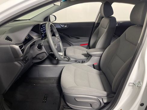 Certified 2022 Hyundai Ioniq Blue FWD image 12