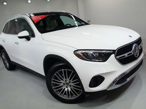 Certified 2026 Mercedes-Benz GLC 300 4MATIC image 11