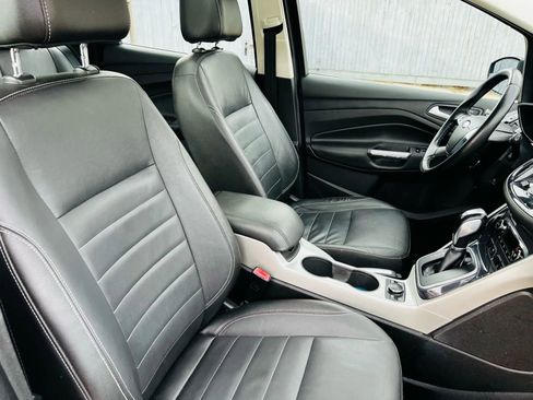 Used 2013 Ford C-MAX SEL FWD image 25